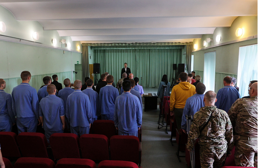 Медали «Доблесть и отвага» вручили участникам спецоперации в Приморье.