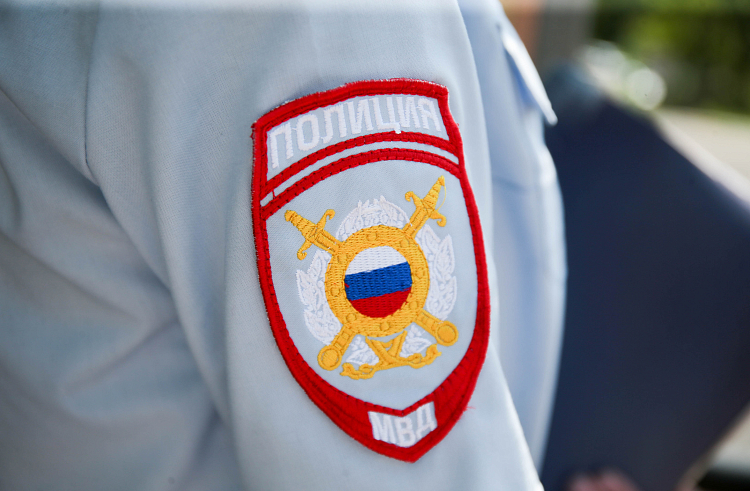 Безопасность в преддверии выборов Президента России повышают в Приморье.