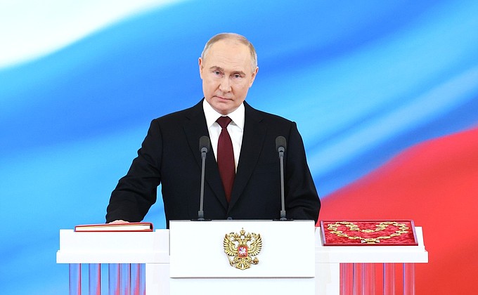 Губернатор Приморья принял участие в церемонии инаугурации Президента России.